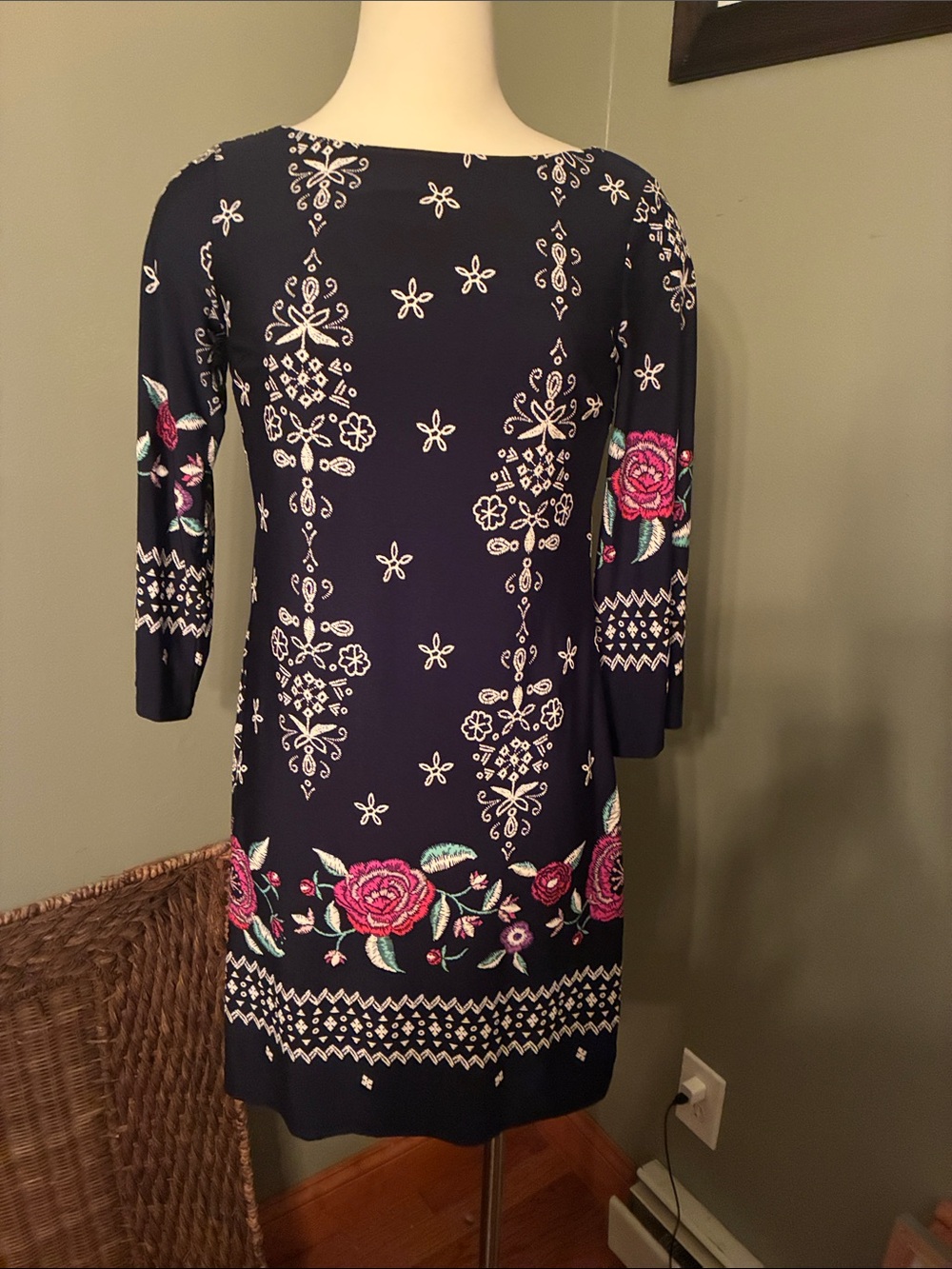 Enfocus Studio Navy Long-Sleeve Floral Embroidered Look  Shift Dress